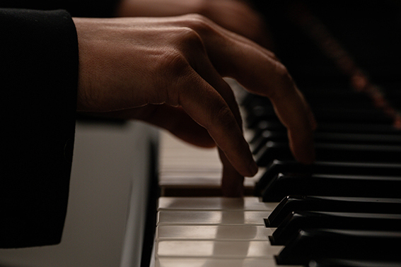 Noémie OCHOA : « Quand tu joues du piano, ça doit sonner comme un orchestre… »