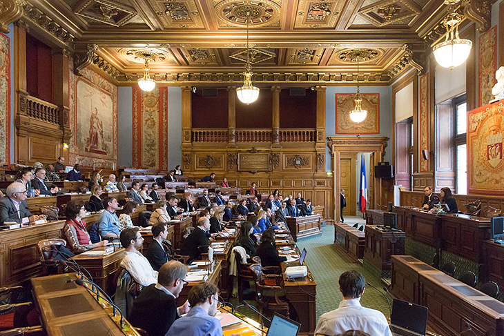 Un conseil de Paris pour lutter contre l&rsquo;ultra-fast fashion